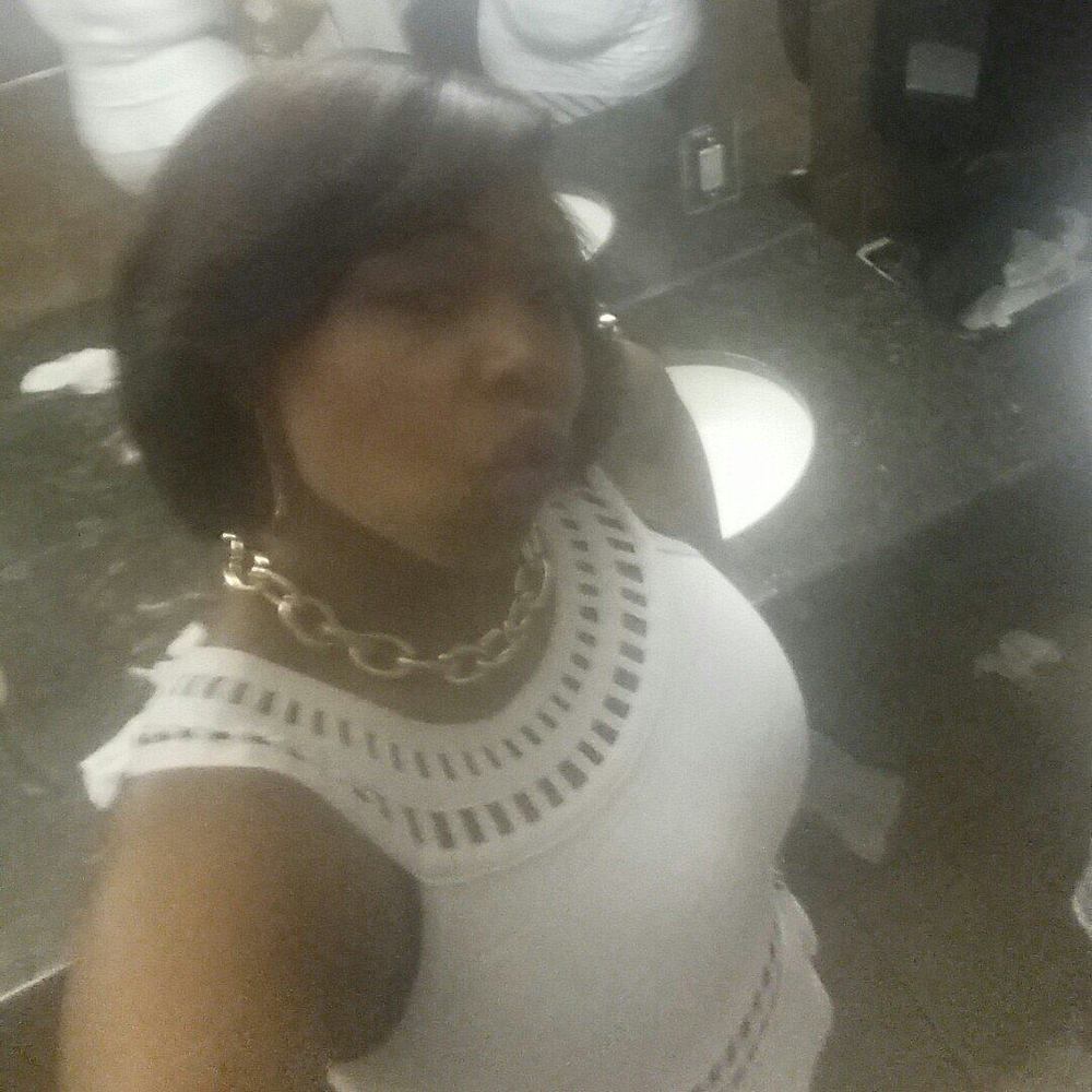 Meet your Posher, Latisha